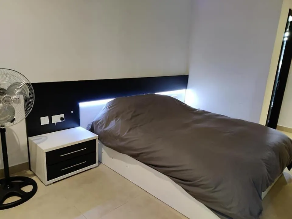 Luxury Apartment With Terrace - Birzebbuga Centre 0*,  Malta
